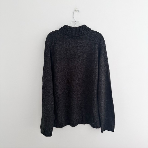 Northwest Territory Black Sweater - Picture 6 of 7
